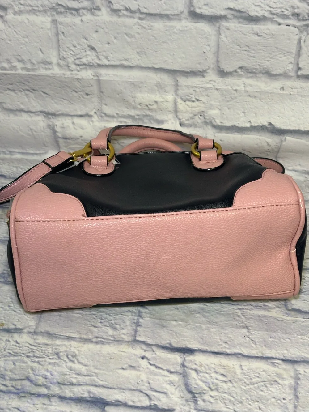 Juicy Couture  Satchel Liquorice Urban Heritage Bowler NEW Pink Black